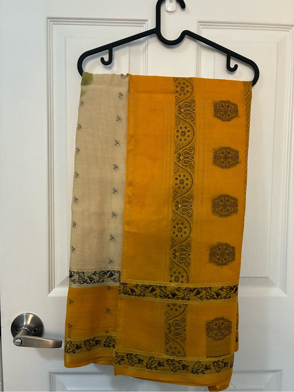 Yellow & white half silk taath saree